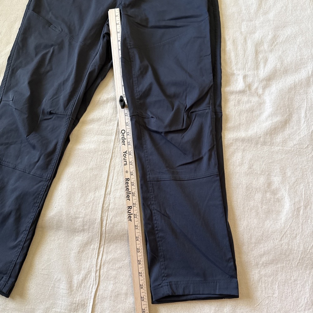 Mountain Hardware Men's 36x32 Lot Of 2 Gray AP Active Pants Outdoors Hiking - Picture 7 of 12